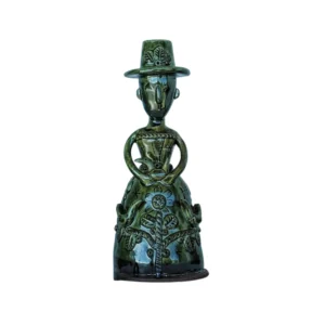 18th century chines antique porcelain vase.